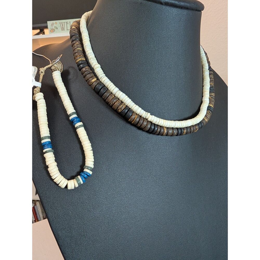 Vintage Puka Shell & Coconut Wood Bead Layering Choker Necklaces Bracelet Set